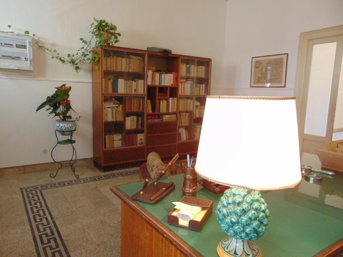 Bed and Breakfast Giardino Farina Dimora Storica Santa Croce Camerina Exterior foto