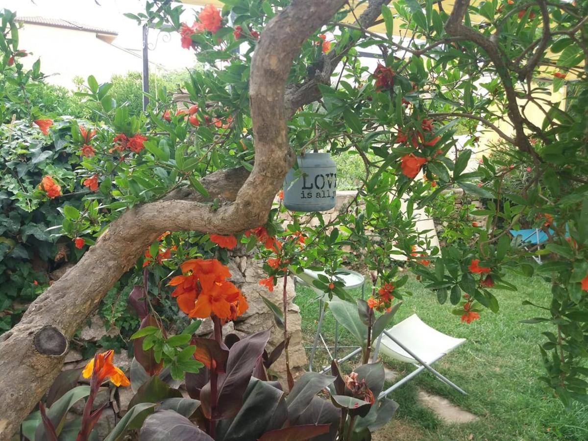 Bed and Breakfast Giardino Farina Dimora Storica Santa Croce Camerina Exterior foto